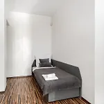 Beautiful With Parking In A Quiet Location اوسترافا