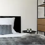 بيت للعطل Beautiful With Parking In A Quiet Location اوسترافا
