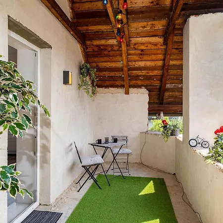 度假居 Beautiful With Parking In A Quiet Location