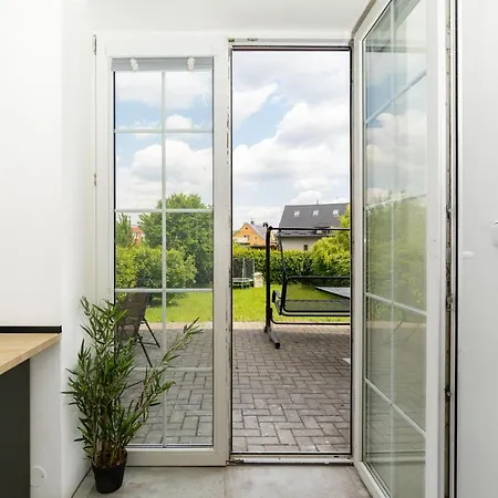Beautiful With Parking In A Quiet Location Сasa de vacaciones Ostrava