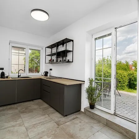 度假居 Beautiful With Parking In A Quiet Location